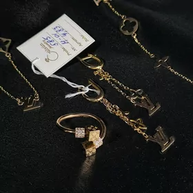 komplekt Louis Vuitton