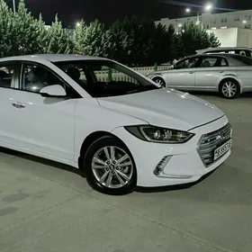 Hyundai Elantra 2018
