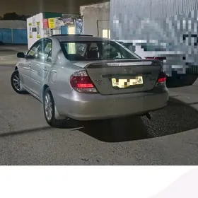 Toyota Camry 2004
