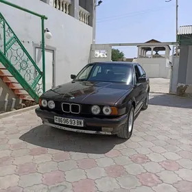 BMW 525 1989