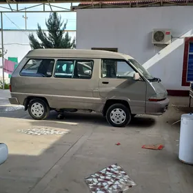 Toyota Town Ace 1989