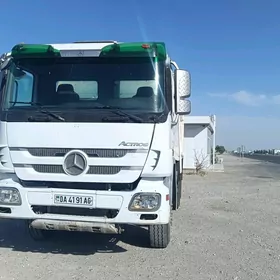 Mercedes-Benz ACTROS 3331 2009