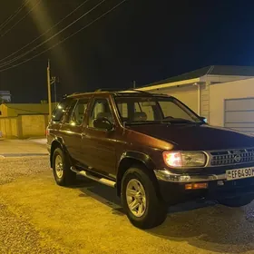 Nissan Pathfinder 1998