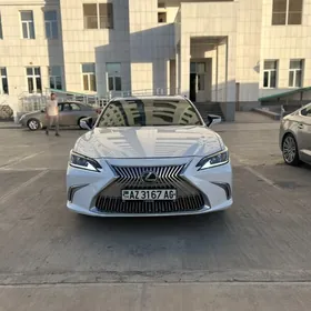 Lexus ES 350 2019