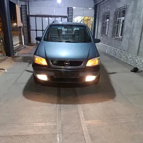 Opel Zafira 2001