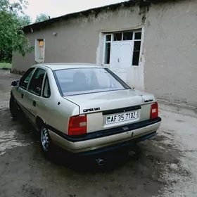 Opel Vectra 1992