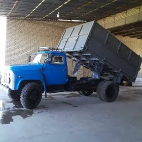 Gaz 53 1989