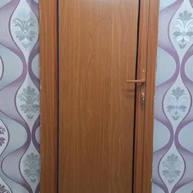 Дверь