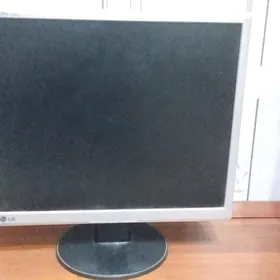 Monitor LG Flatron 19