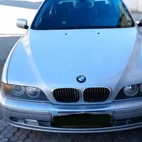 BMW E39 morda