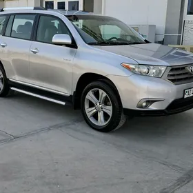Toyota Highlander 2011