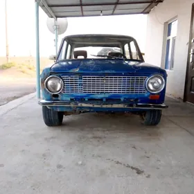 Lada 2104 1980