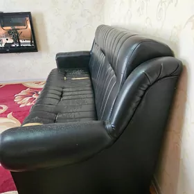 DIWANДИВАН