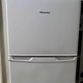 Hisense Haladilnik