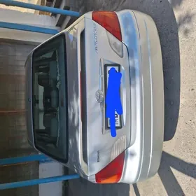 Toyota Avalon 2001