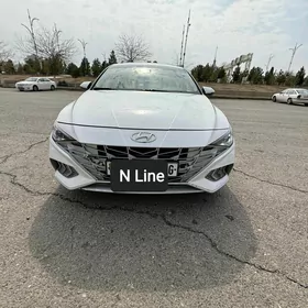 Hyundai Elantra 2021