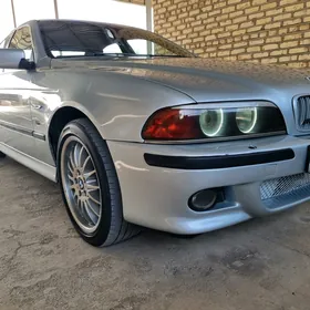 BMW E39 1998
