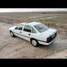 Opel Vectra 1992