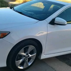 Toyota Camry 2013