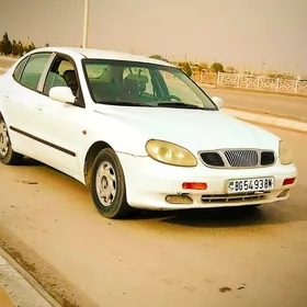 Daewoo Leganza 1998