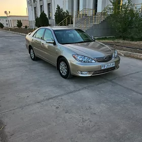 Toyota Camry 2003