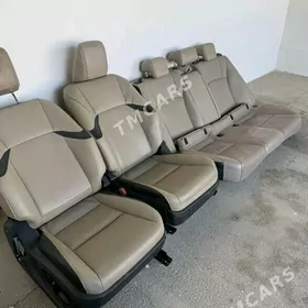 sidenni lexus