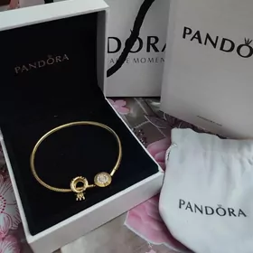 Браслет Pandora вместе с шармом