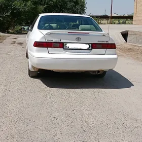Toyota Camry 1998