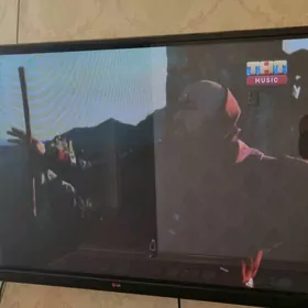 LG telewizor 51 diagonal