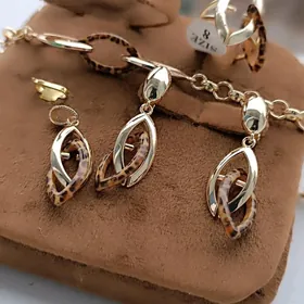 Buziterya Gyzyla kopya chopard