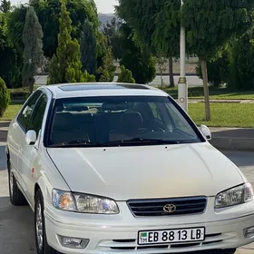 Toyota Camry 2001