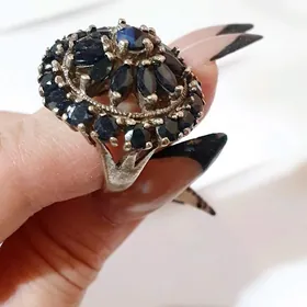 Продам серебряное кольцо