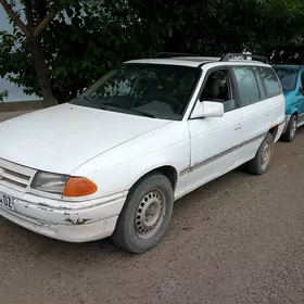 Opel Astra 1992