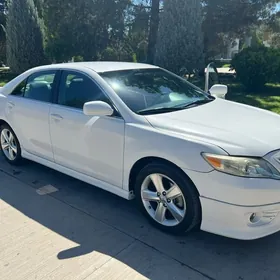 Toyota Camry 2010