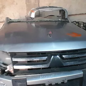 pajero 2011