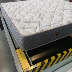 matras düşek ýassyk