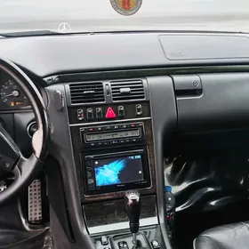 Mercedes-Benz 500E 2000