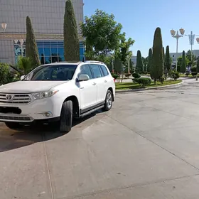 Toyota Highlander 2012