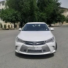 Toyota Camry 2017