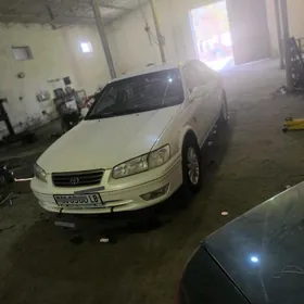 Toyota Camry 1997