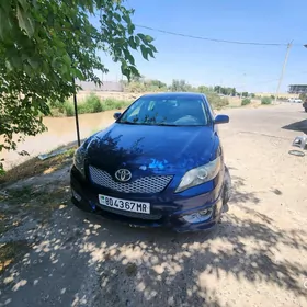 Toyota Camry 2010