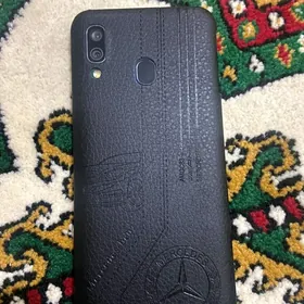 Samsung a40 arassa