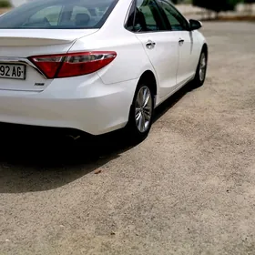 Toyota Camry 2015