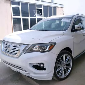 Nissan Pathfinder 2020