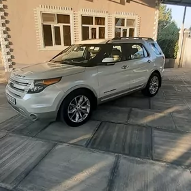 Ford Explorer 2011