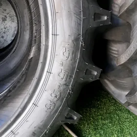 Traktor  15.5/R38 480/70R34