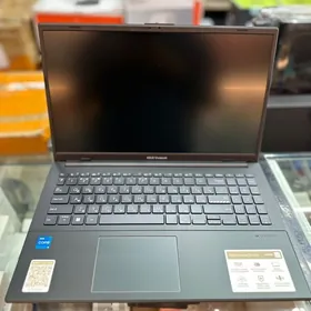 Asus Vivobook i3-N305