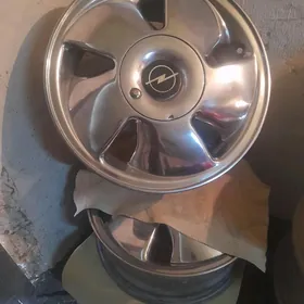 r15