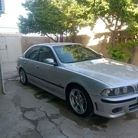 BMW E39 2002