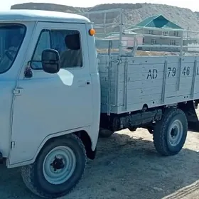 UAZ 469 1999